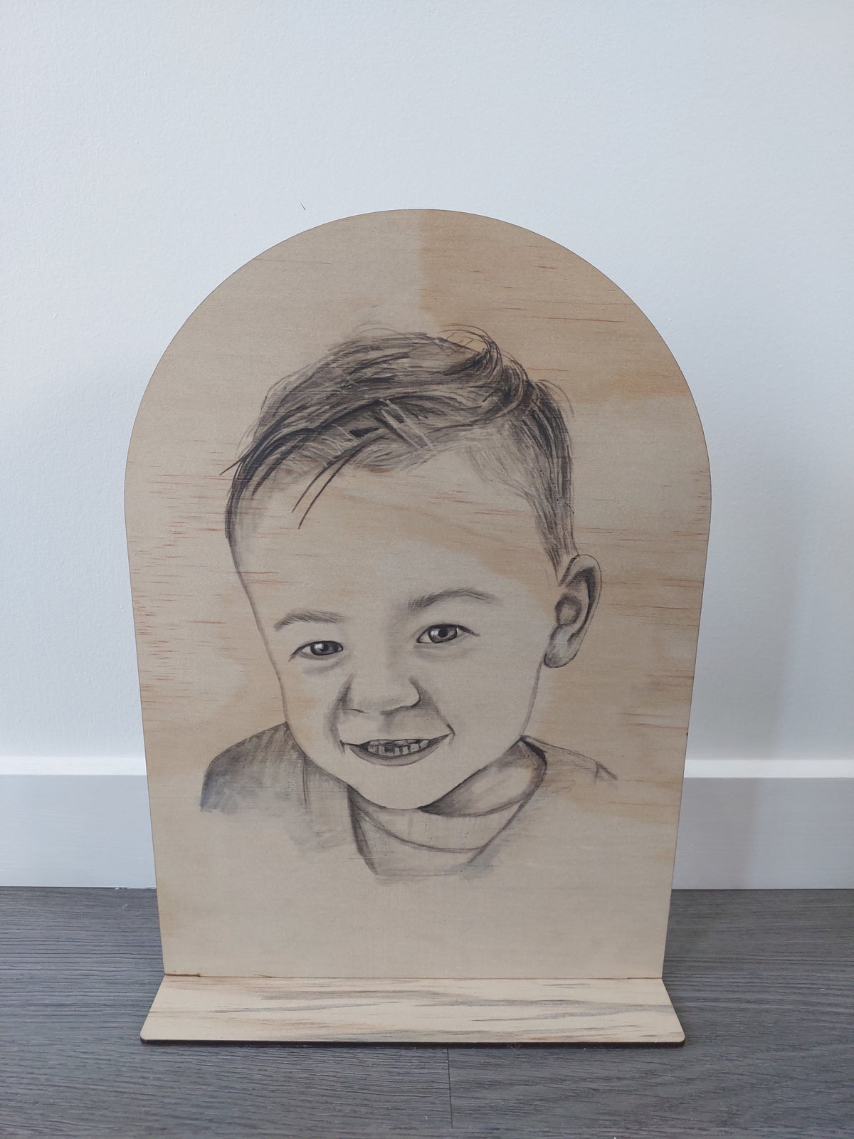 Custom Portrait Keepsake Arch Stand