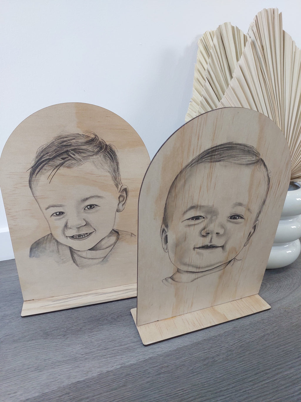 Custom Portrait Keepsake Arch Stand