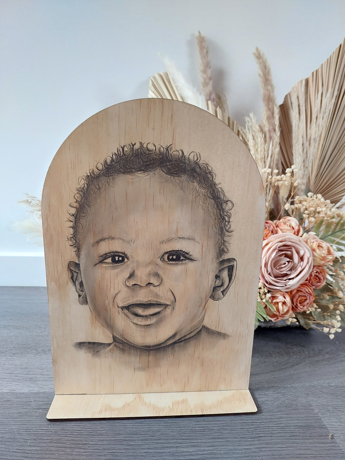Custom Portrait Keepsake Arch Stand