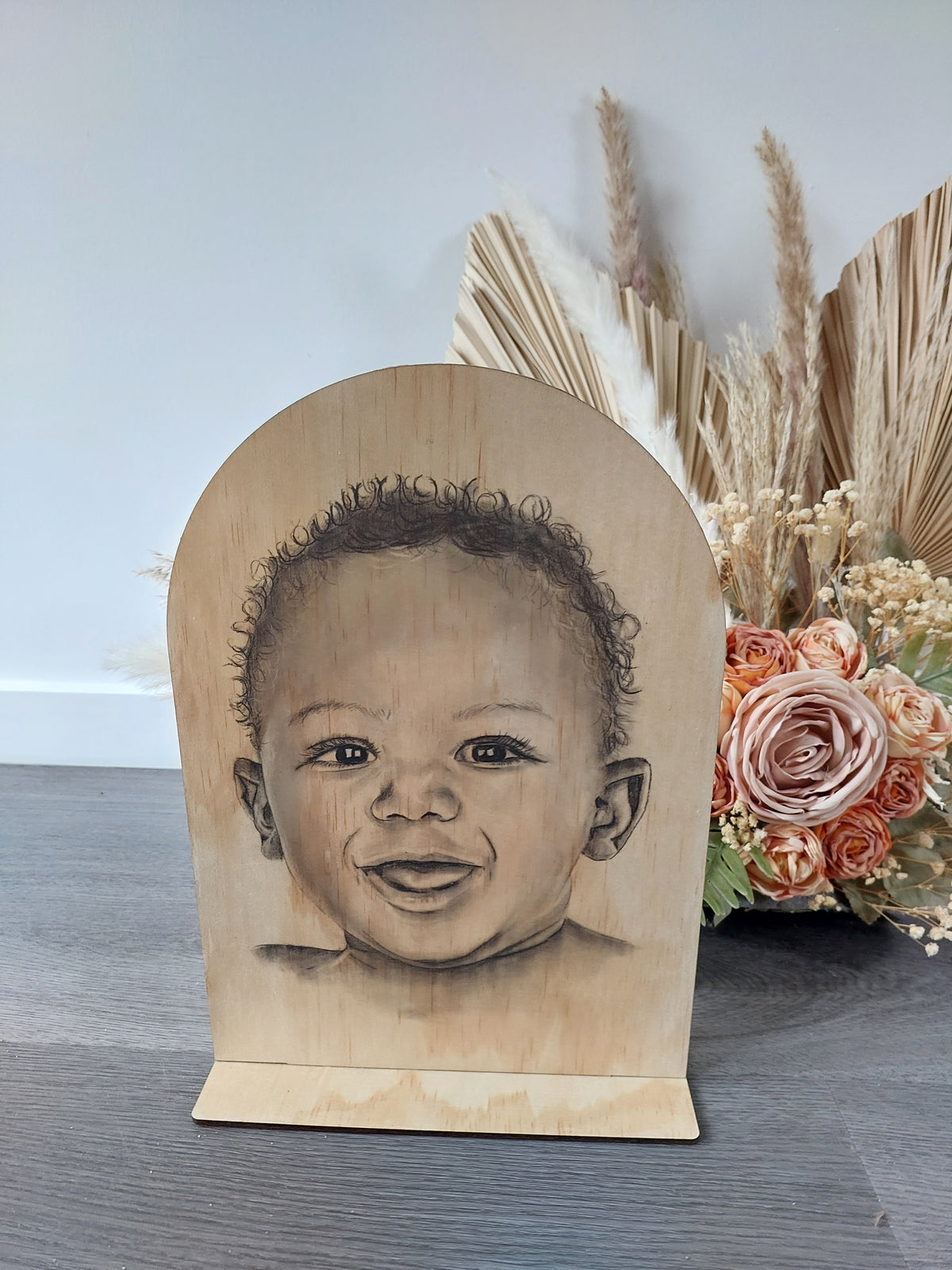 Custom Portrait Keepsake Arch Stand