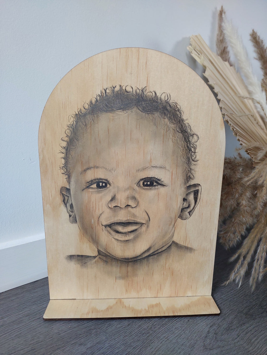 Custom Portrait Keepsake Arch Stand