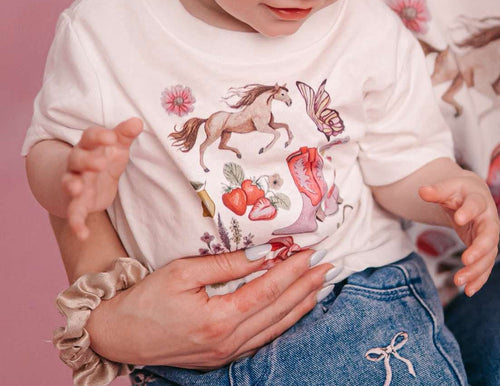 Custom Keepsake Mini & Muma Moments matching T-shirts and artwork